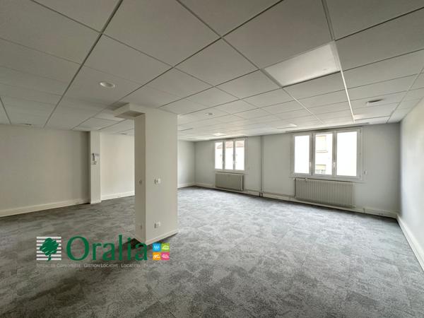 Local commercial · Location Villefranche Sur Saone (69400) 79m²