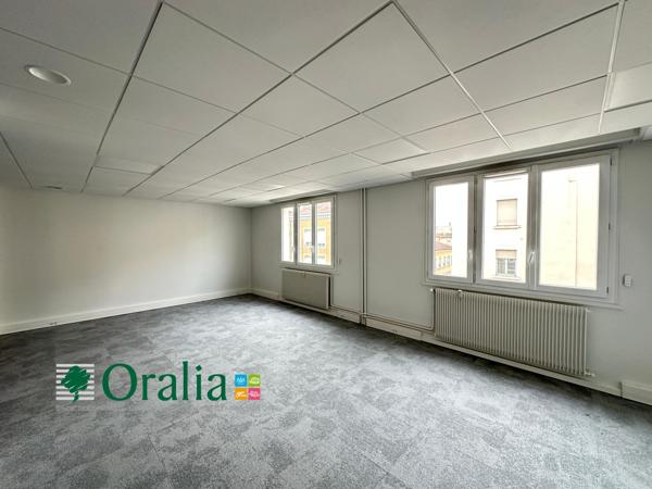 Local commercial · Location Villefranche Sur Saone (69400) 79m²