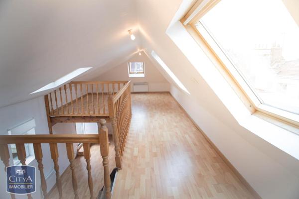 Appartement à louer 2 pièces 51.84m²