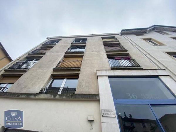 Appartement à louer 1 pièce 21.85m²