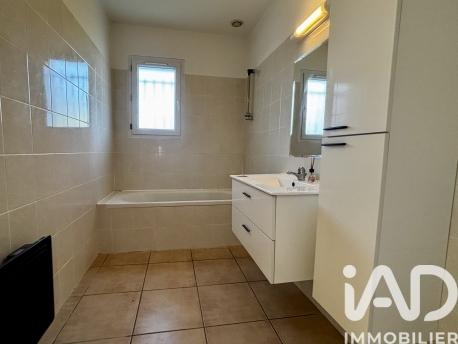 Location maison 5 pièces 90 m² Saint-Loubès