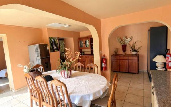 Maison à vendre    6 pièces •  Cilaos