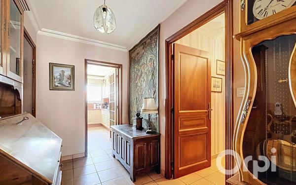 Appartement à vendre    4 pièces • 97 m2 Villeurbanne