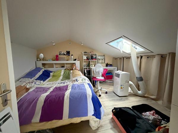 Maison familiale 4 pièces avec 2 garages à Port-des-Barques