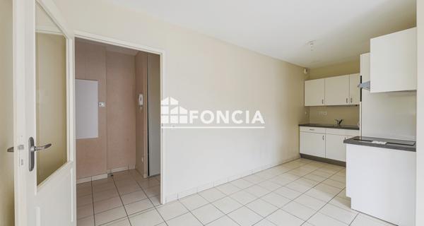 À vendre Studio 35.48 m² - Eybens 38320