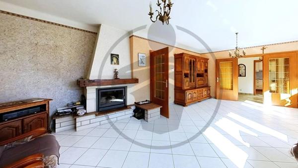 Vente                                                      Maison
                        
                     6 pièces                      138 m2                     à Knutange