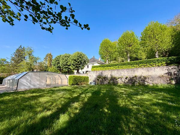 Maison Rochecorbon 10 pièce(s) 226 m2