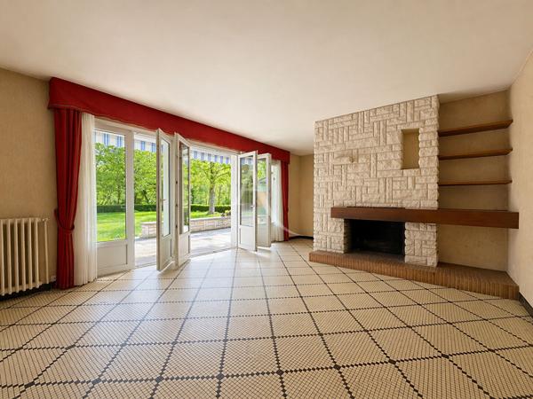 Maison Rochecorbon 10 pièce(s) 226 m2