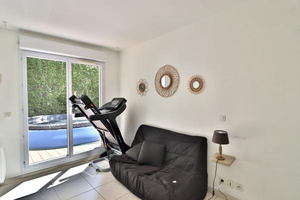 Bel appartement T4 avec jardin et entrée privative