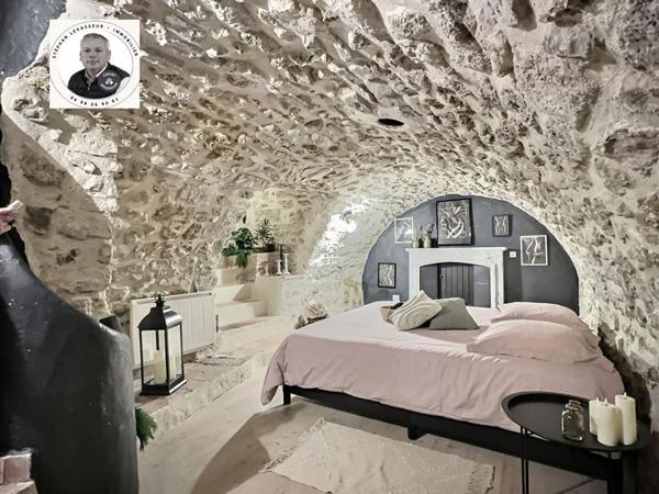 APPARTEMENT ATYPIQUE