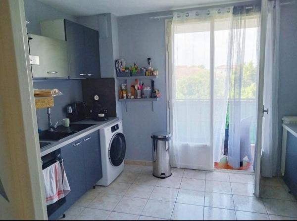 Appartement à ROMANS-SUR-ISERE, 26100 - 3 pièces 63m²