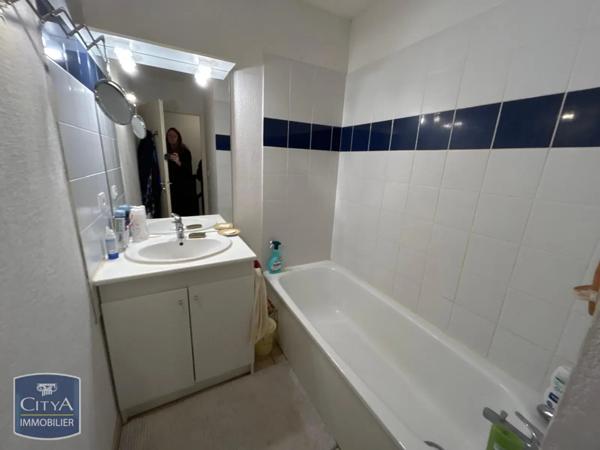 Appartement à louer 3 pièces 64.77m²