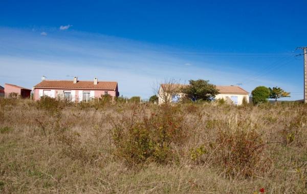Vente Terrain Constructible Saint-jean-de-barrou   