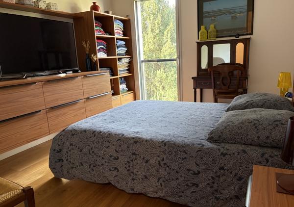 Bel appartement T4 de 106.46 m² avec balcons et garage dans une résidence de standing récente au calme d'une impasse