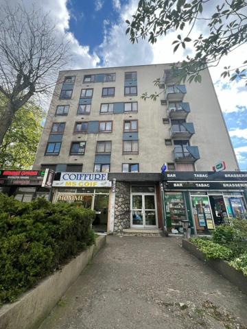 Appartement à vendre  2 pièces •  La Courneuve