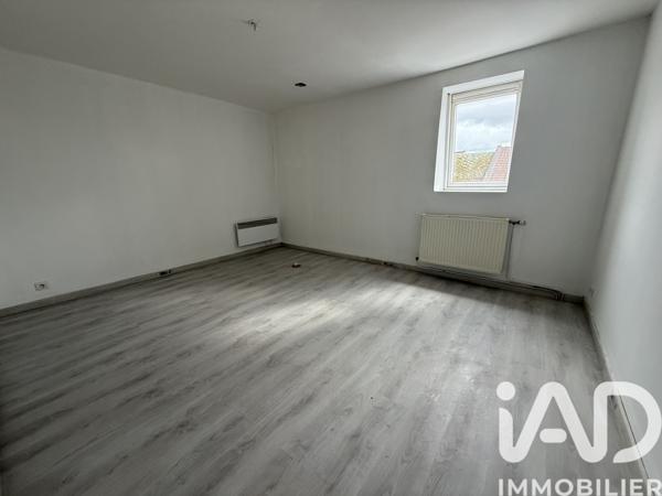 Immeuble à vendre 141 m² Avion
