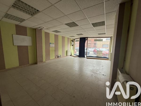 Immeuble à vendre 141 m² Avion