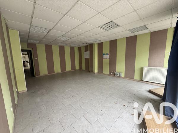 Immeuble à vendre 141 m² Avion