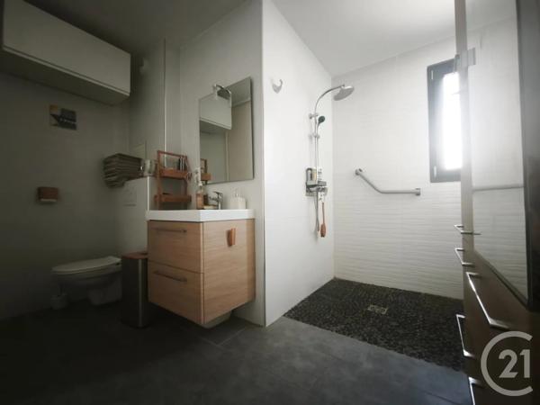 Appartement T3 à vendre  3 pièces - 83,80 m 2   LA CIOTAT  - 13