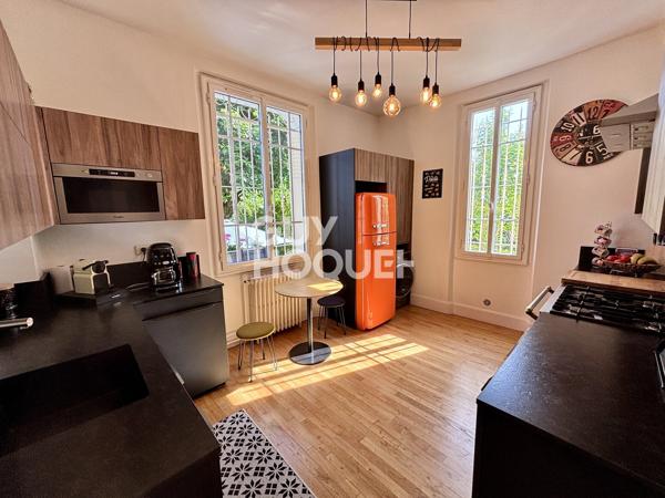 MAISON À VENDRE DE 7 PIÈCES DE 180,00 M²