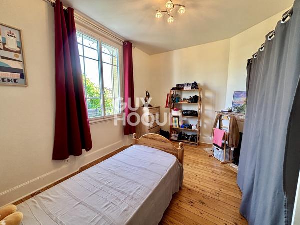 MAISON À VENDRE DE 7 PIÈCES DE 180,00 M²