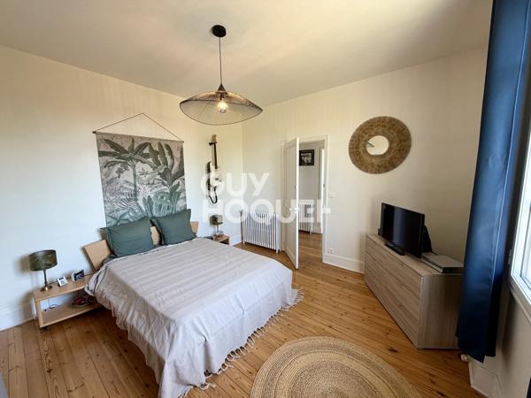 MAISON À VENDRE DE 7 PIÈCES DE 180,00 M²