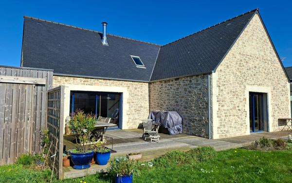 Maison à vendre    6 pièces •  Plestin-les-Grèves