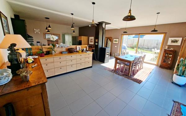 Maison à vendre    6 pièces •  Plestin-les-Grèves