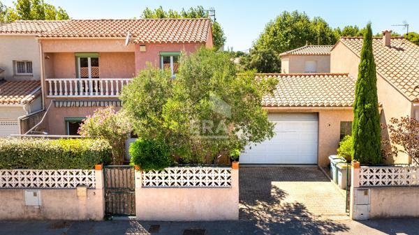 Sainte Marie la Mer secteur plage : Maison 5 pièces avec grand garage à vendre