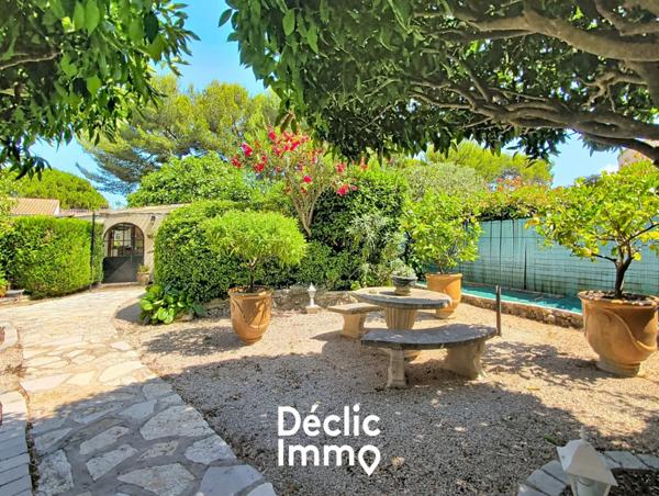 Vente maison Antibes, 219m² 7 pièces 1 049 900€ avec piscine