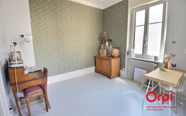 Appartement à louer    5 pièces •  Colmar