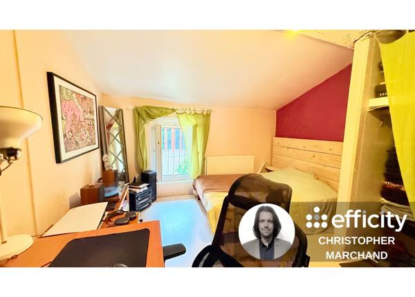 Maison
         4 pièces
        - 102 m² 165 000 € *