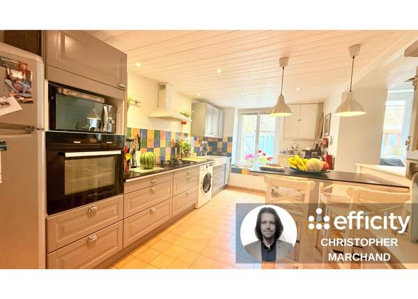 Maison
         4 pièces
        - 102 m² 165 000 € *