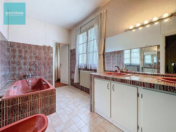 Propriété centre Amboise, 256m² habitables sur parc de 3700m².