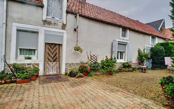 Maison à vendre    2 pièces •  Ruffey-lès-Echirey