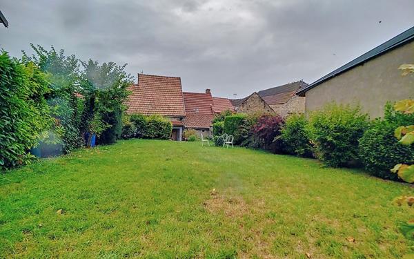 Maison à vendre    2 pièces •  Ruffey-lès-Echirey