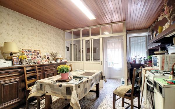 Maison à vendre    2 pièces •  Ruffey-lès-Echirey