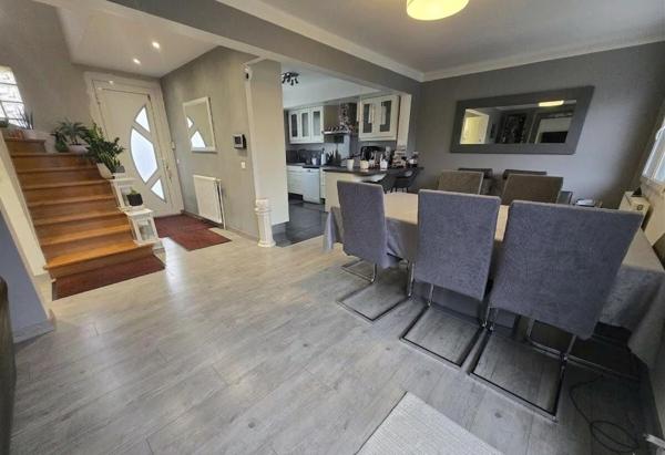 Maison Tremblay En France - 125 m2 - Sous-sol Total - Secteur recherché