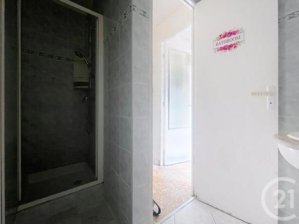 Appartement Studio à vendre  1 pièce - 28,30 m 2   FREJUS  - 83