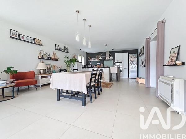Maison à vendre 4 pièces 111 m² Manduel