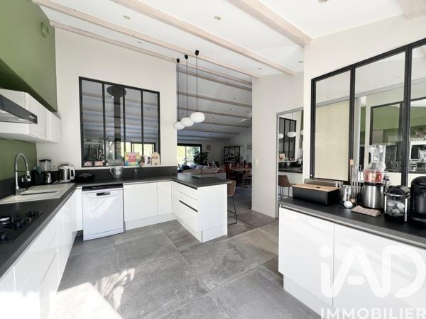 Maison à vendre 7 pièces 183 m² La Rochelle