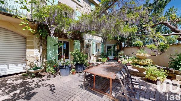 Maison à vendre 10 pièces 252 m² Bédarrides