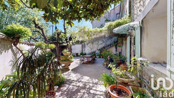 Maison à vendre 10 pièces 252 m² Bédarrides