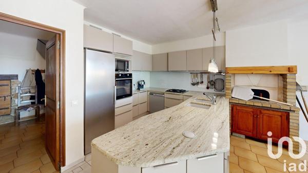 Maison à vendre 10 pièces 252 m² Bédarrides