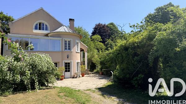 Maison à vendre 6 pièces 165,93 m² Vaux-le-Pénil