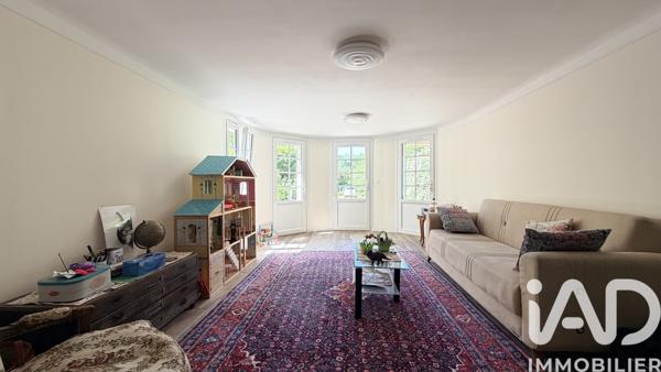 Maison à vendre 6 pièces 165,93 m² Vaux-le-Pénil
