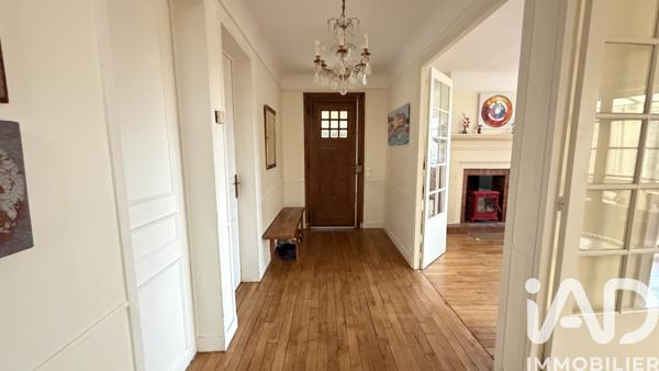 Maison à vendre 6 pièces 165,93 m² Vaux-le-Pénil