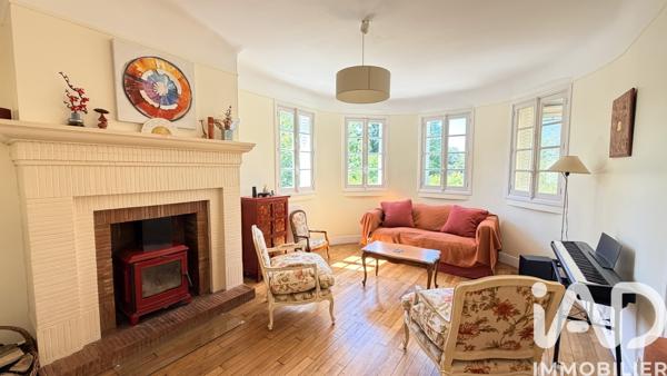 Maison à vendre 6 pièces 165,93 m² Vaux-le-Pénil