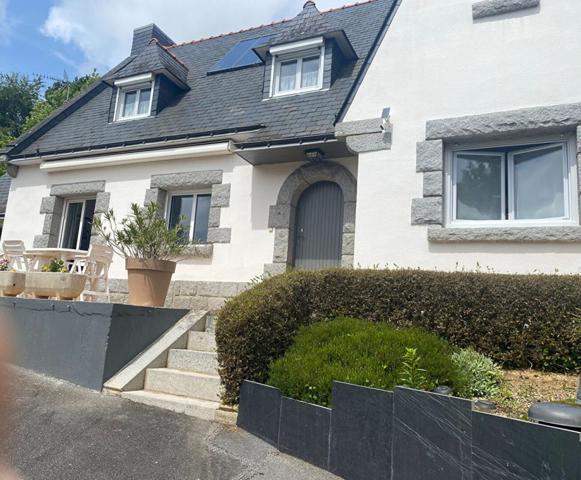 Maison Savenay 7 pièce(s) 143 m2, jardin,  garage et dépendances