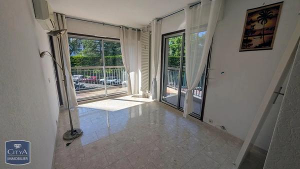 Appartement à vendre 3 pièces 75m² Mandelieu-la-Napoule (06210)
